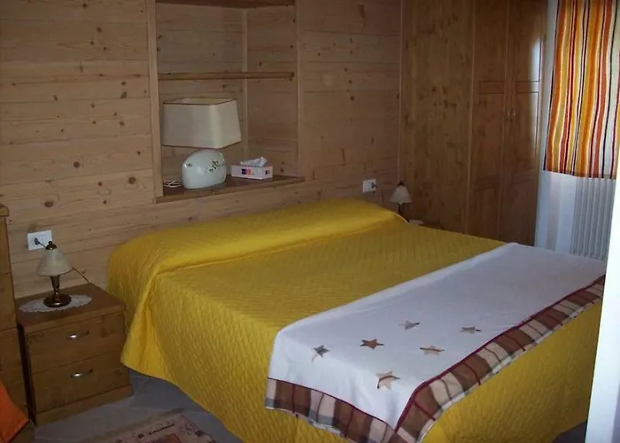 Casa Delle Camelie *